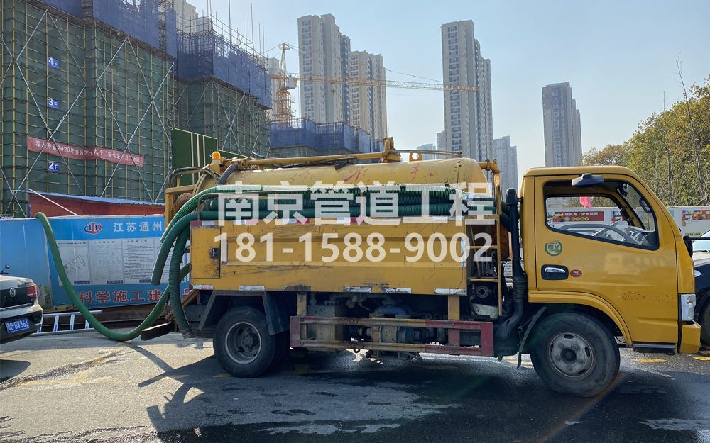 265江南建筑工地抽粪